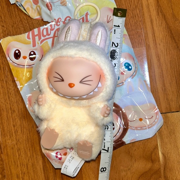 Brand New in (Open) Box Authentic Labubu Have a Seat SiSi - Picture 12 of 15